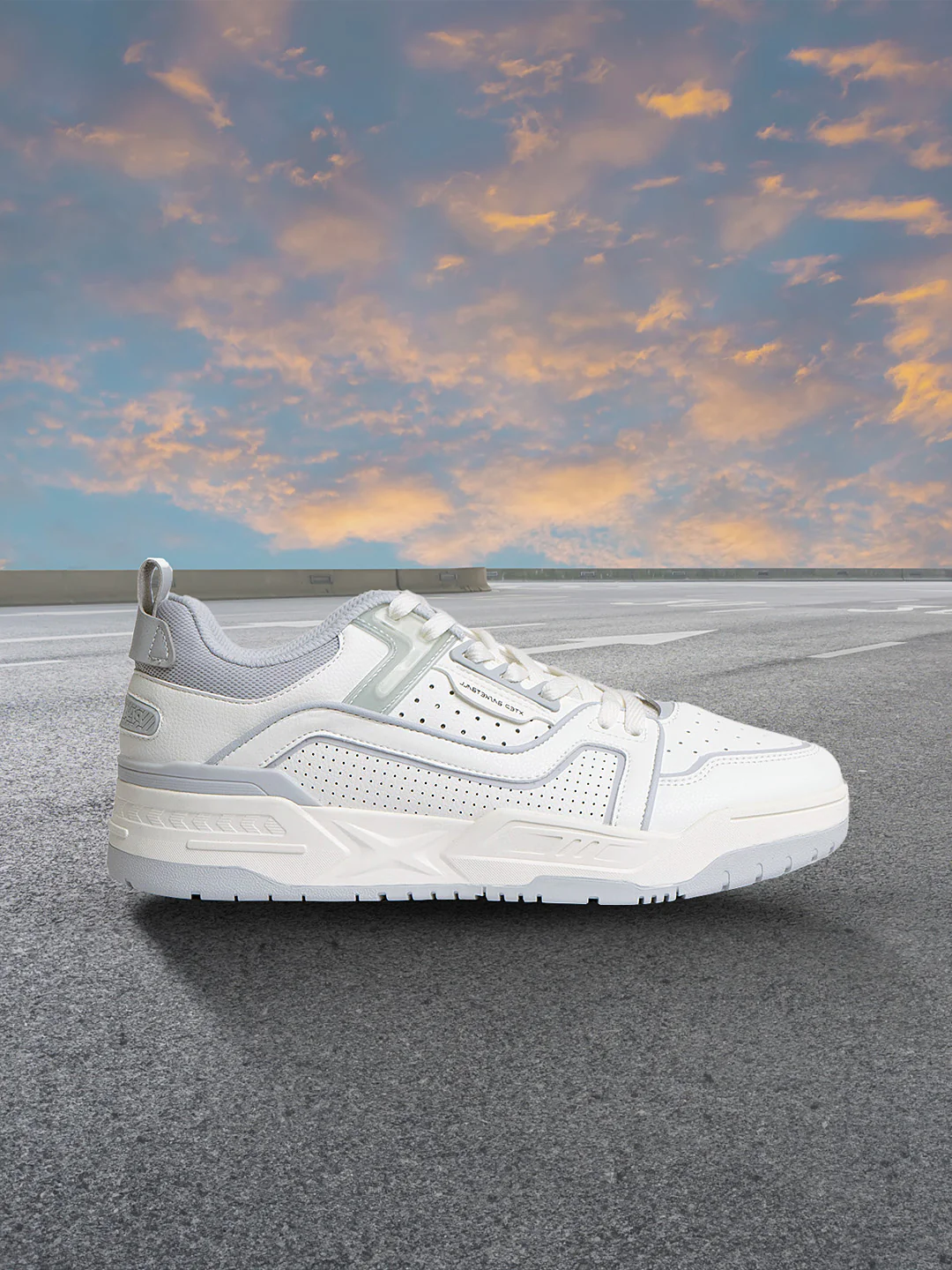 Dynamic Foam Basketball Shoe - White - Image 6