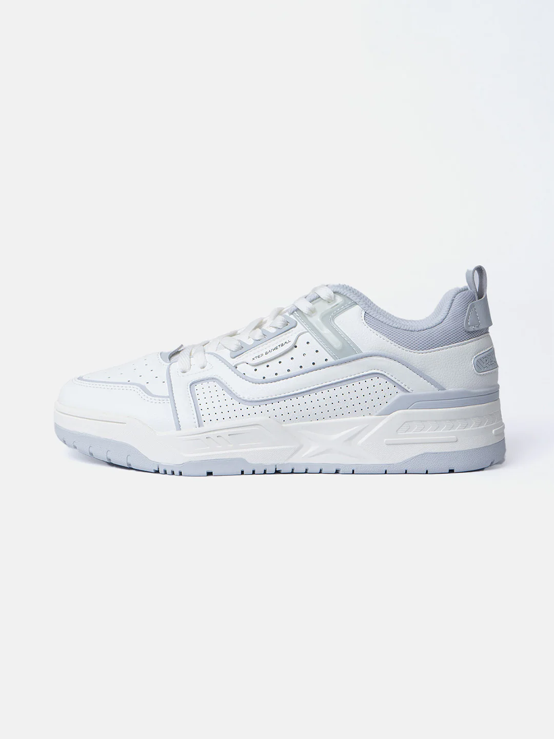 Dynamic Foam Basketball Shoe - White - Image 7