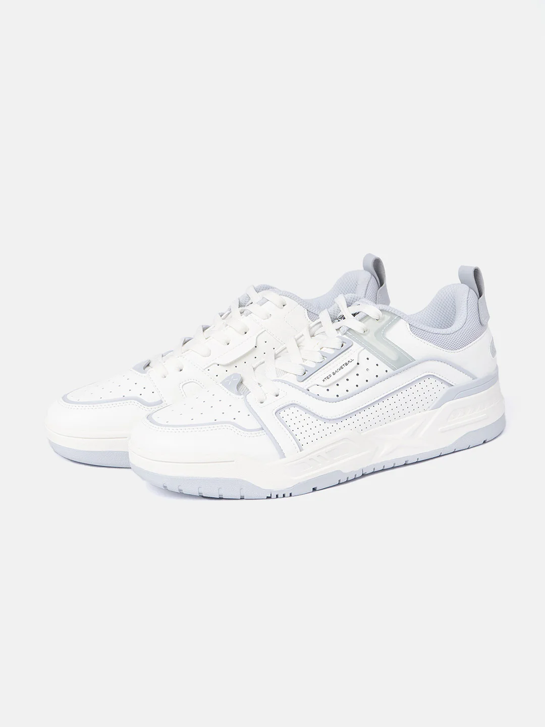Dynamic Foam Basketball Shoe - White - Image 9