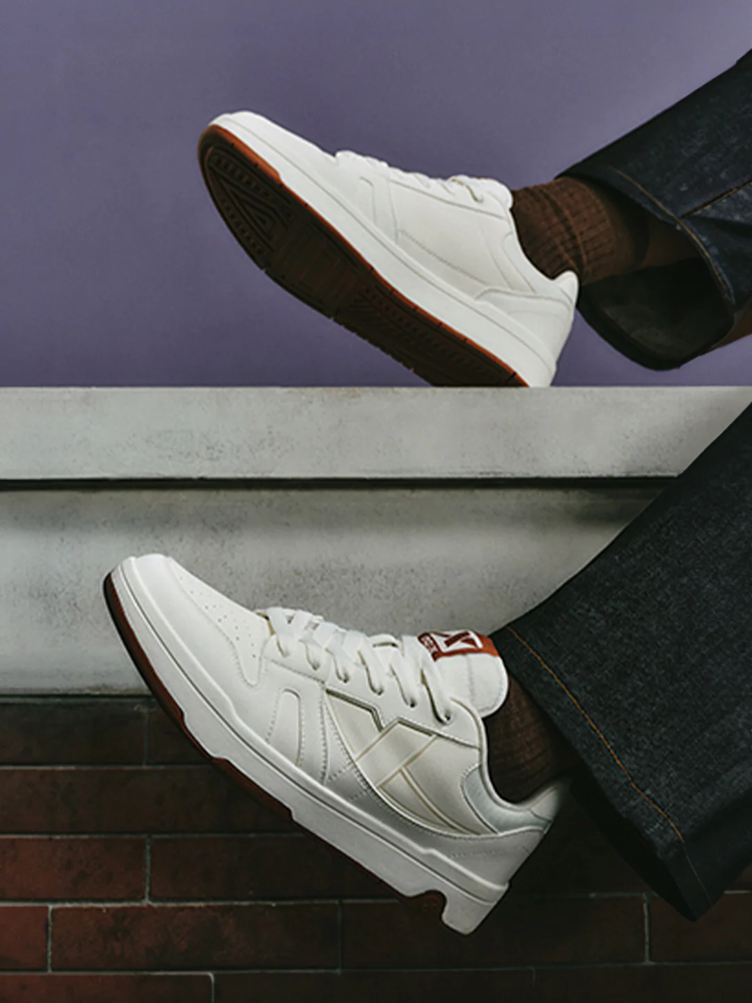 Non-Marking Skateboarding Sneakers - White/Black - Image 10