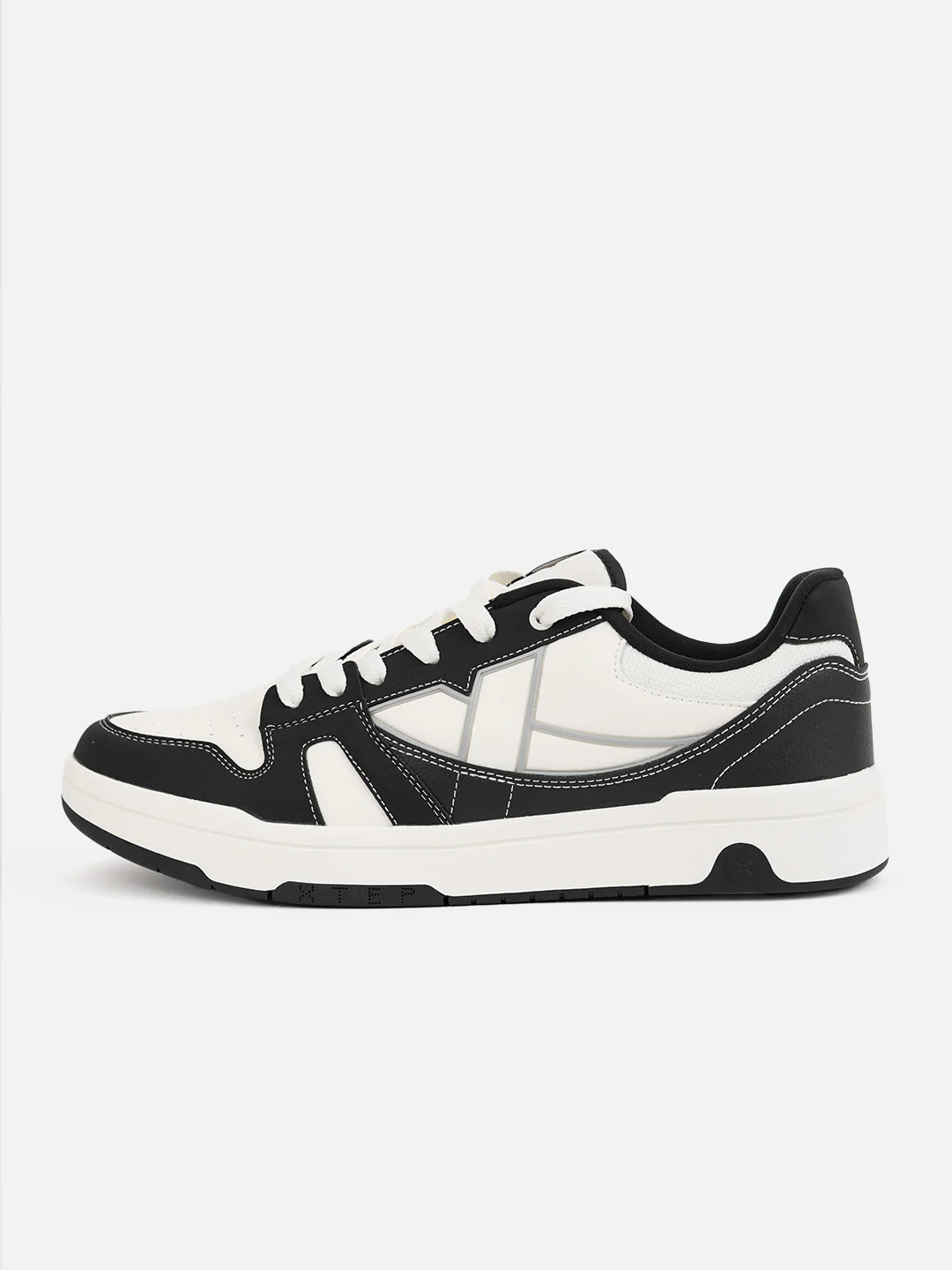 Non-Marking Skateboarding Sneakers - White/Black - Image 15