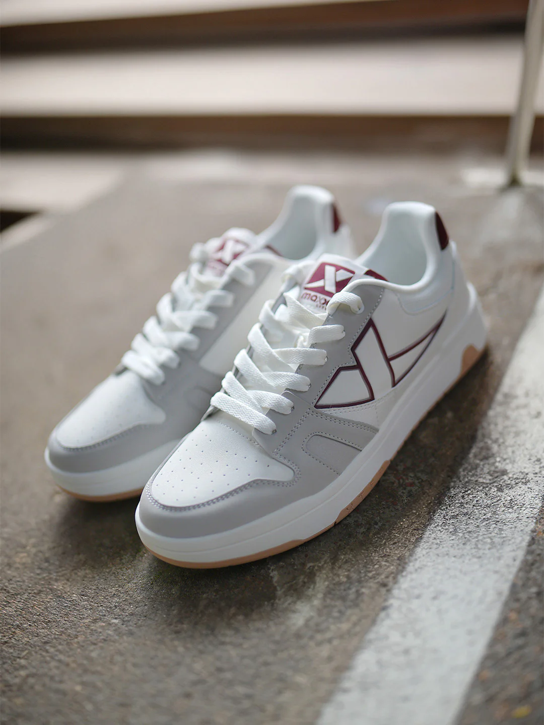Non-Marking Skateboarding Sneakers - White/Black - Image 45