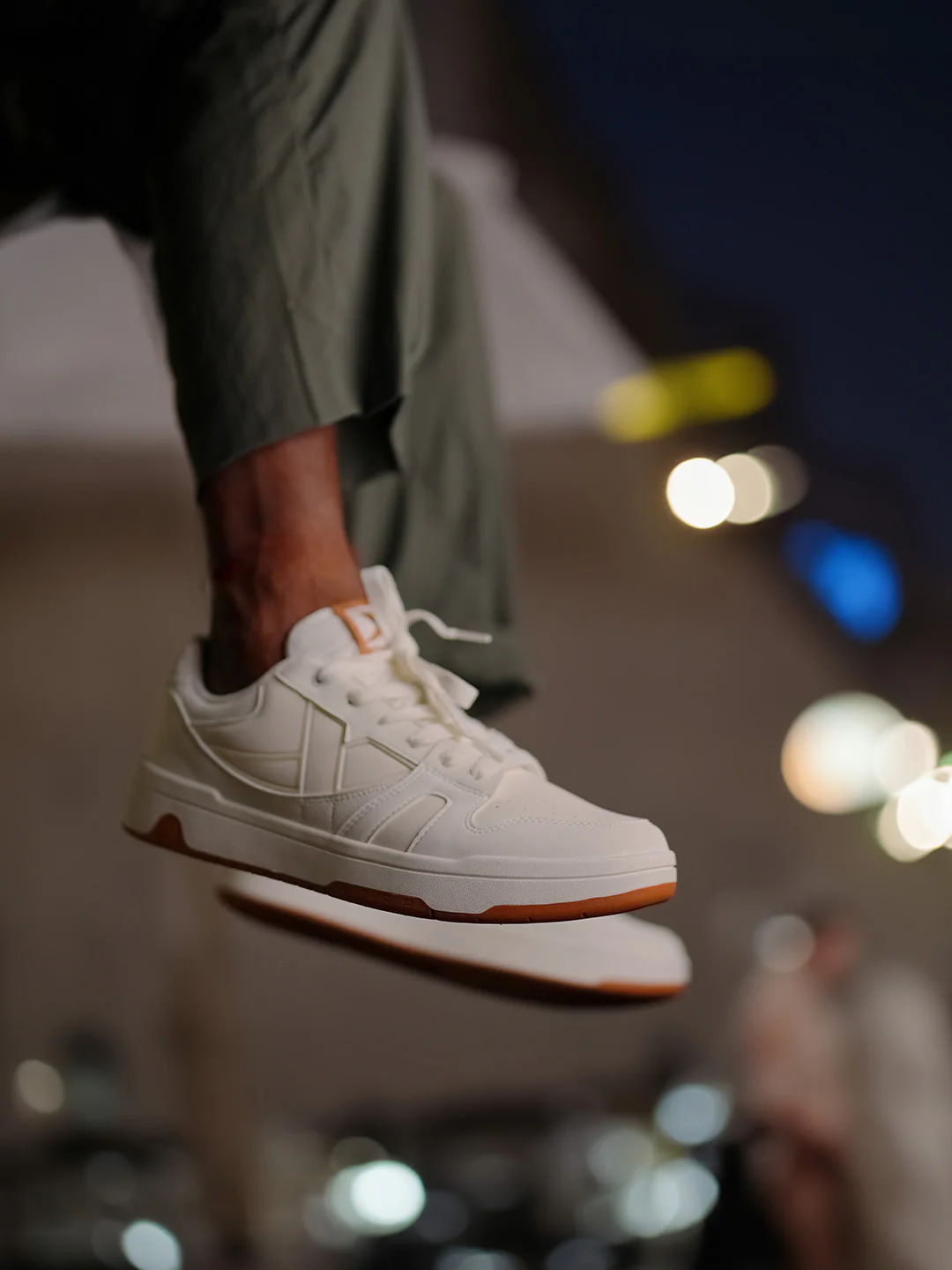 Non-Marking Skateboarding Sneakers - White/Black - Image 7