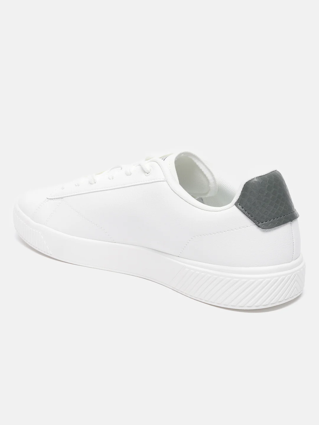 Classic Skateboarding Sneakers - Black White - Image 3