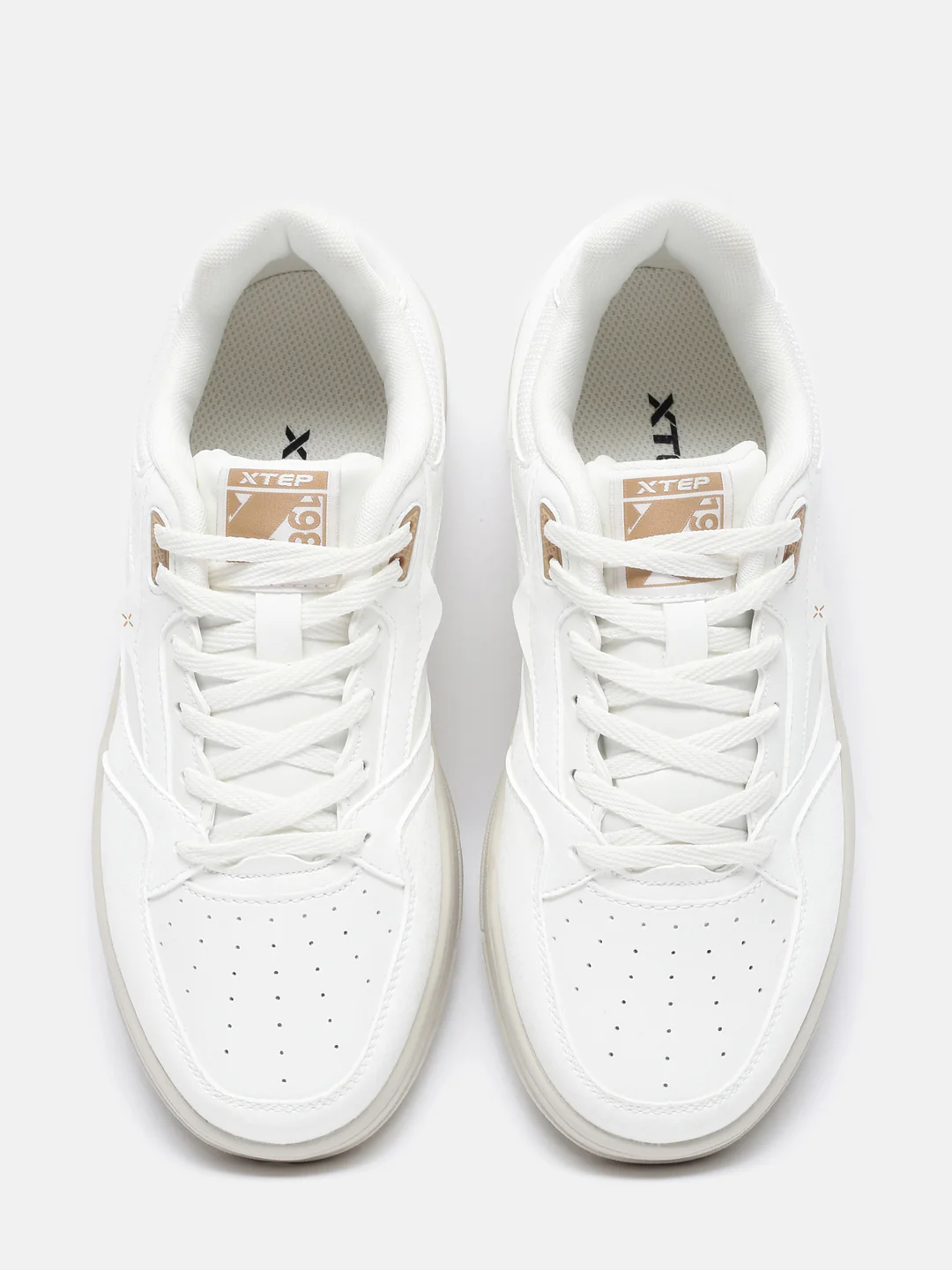 Classic Skateboarding Sneakers - White/Green - Image 12