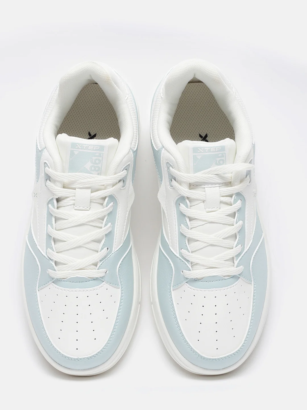 Classic Skateboarding Sneakers - White/Green - Image 3