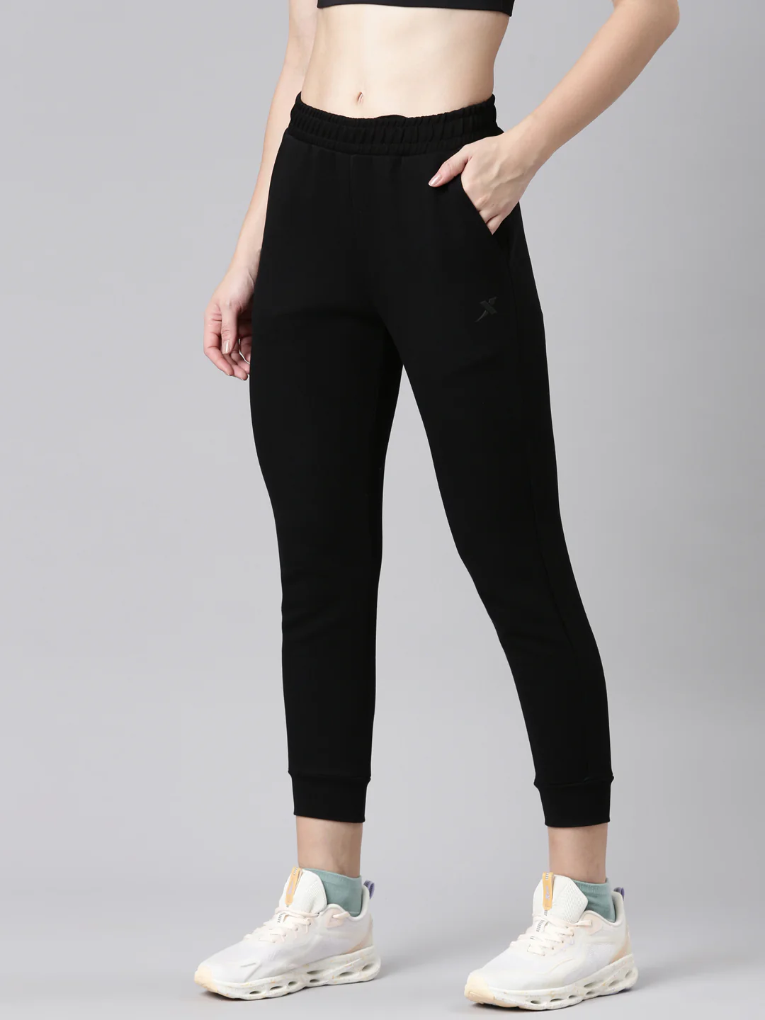 Xtep-Comfort Women Knitted 7/8 Pants - Image 2