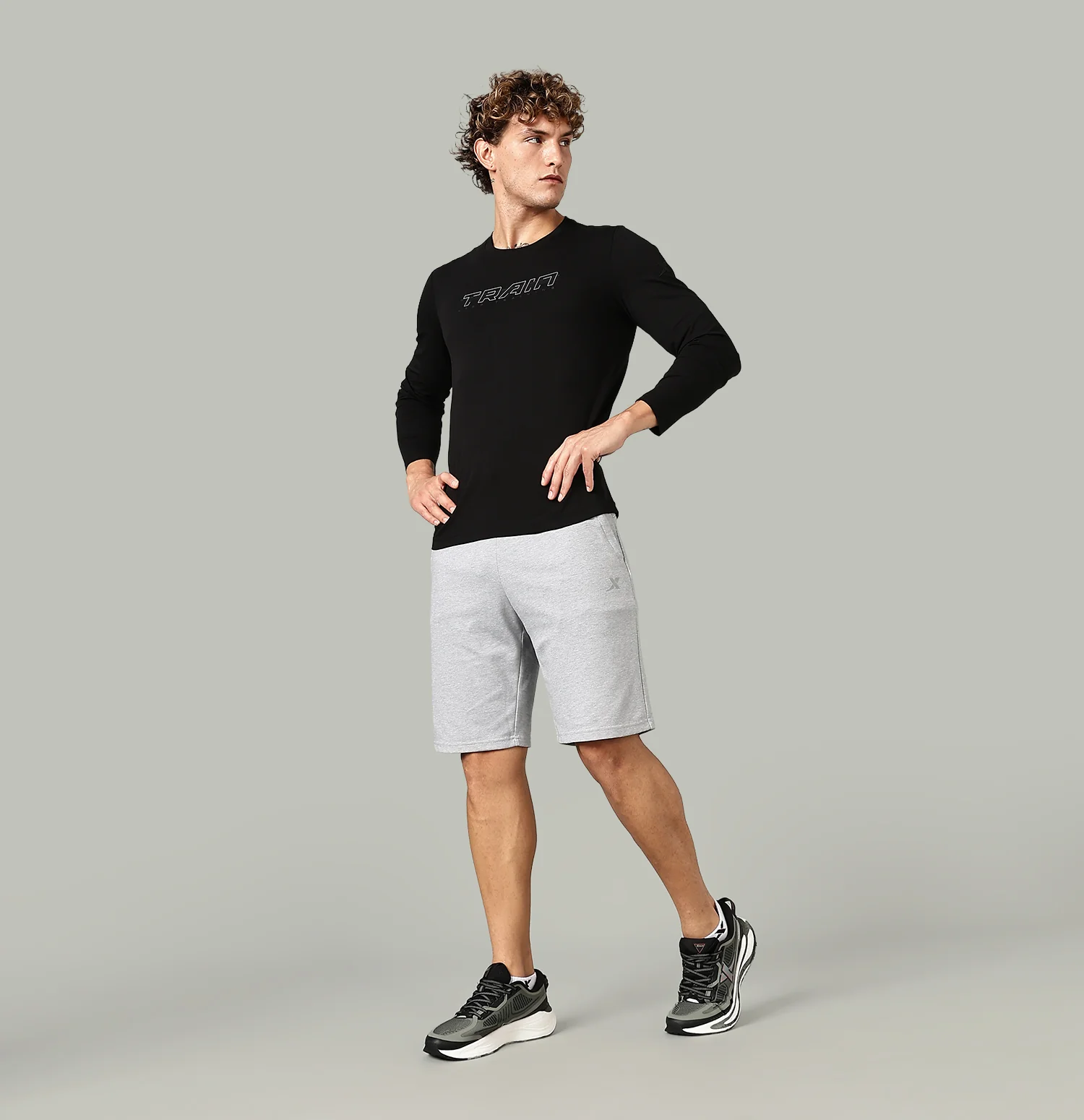 Active Long-Sleeve Training T-Shirt - Black - Image 11