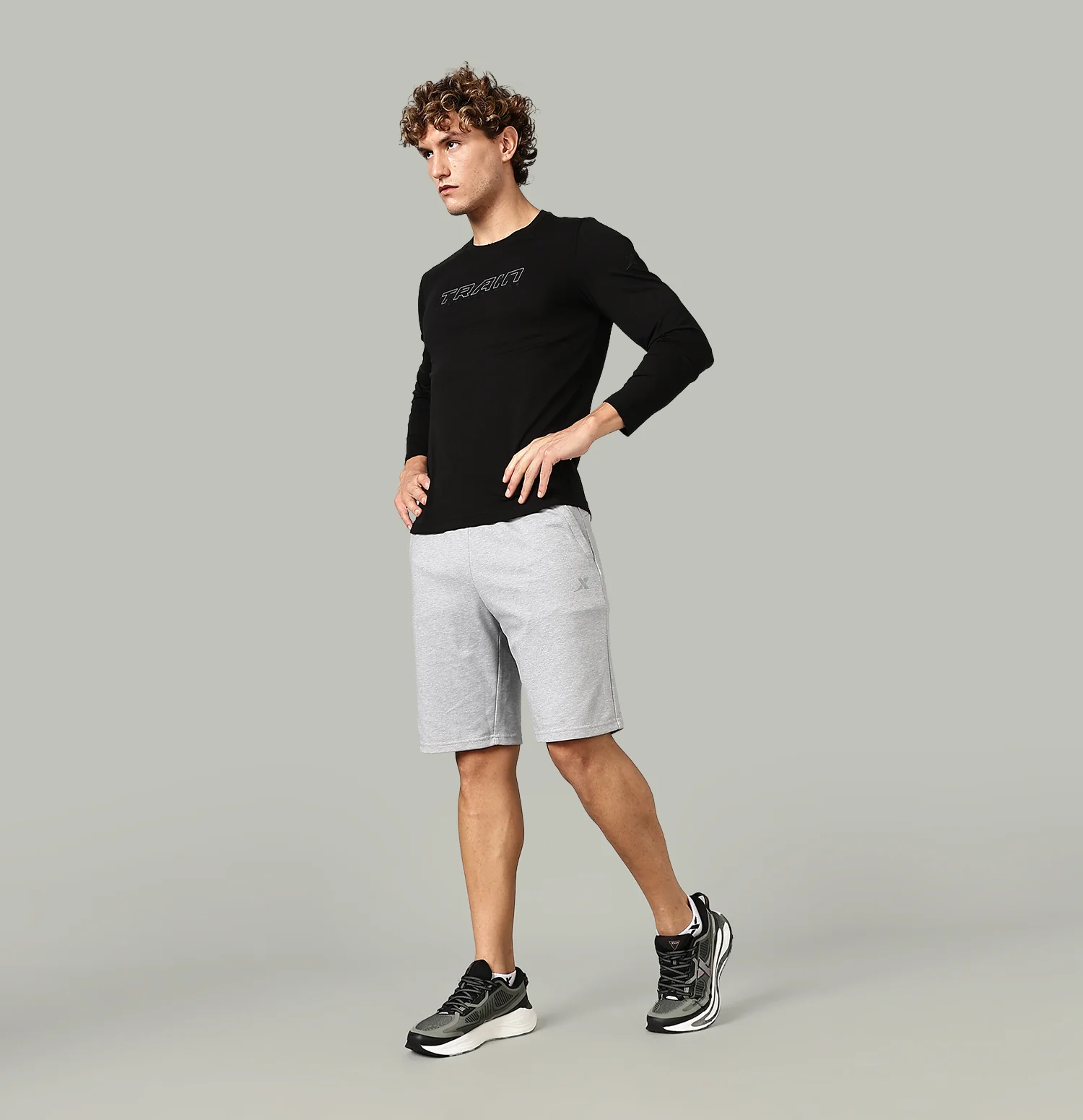 Active Long-Sleeve Training T-Shirt - Black - Image 9