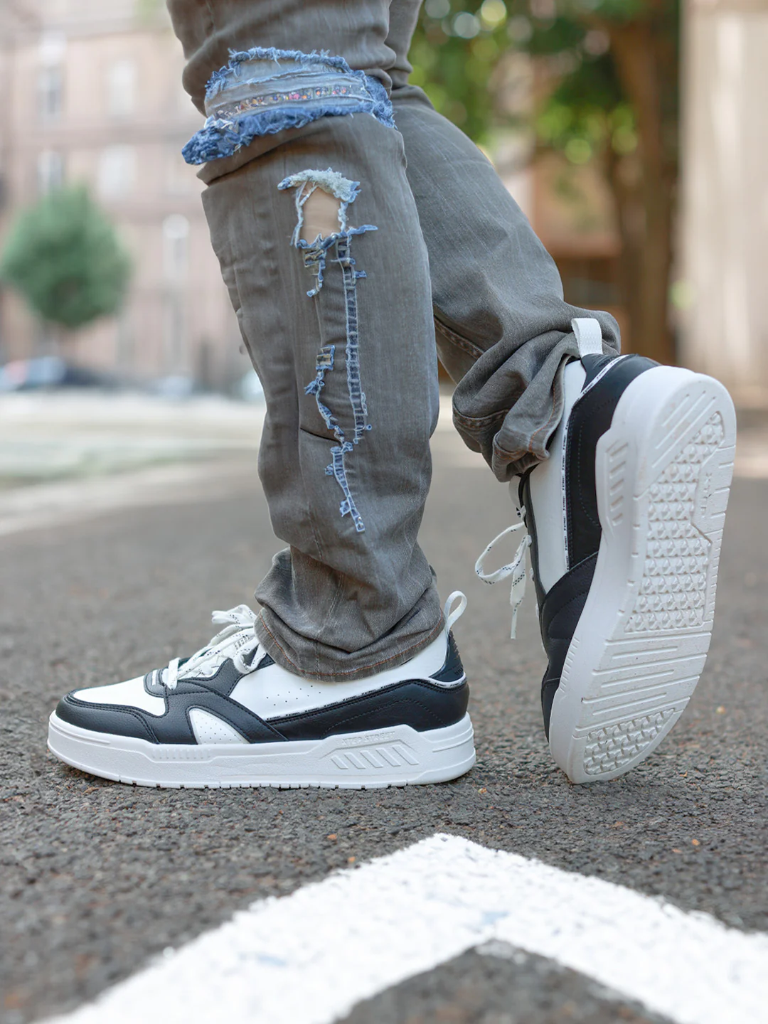 Classic Canvas Sneaker - White - Image 4