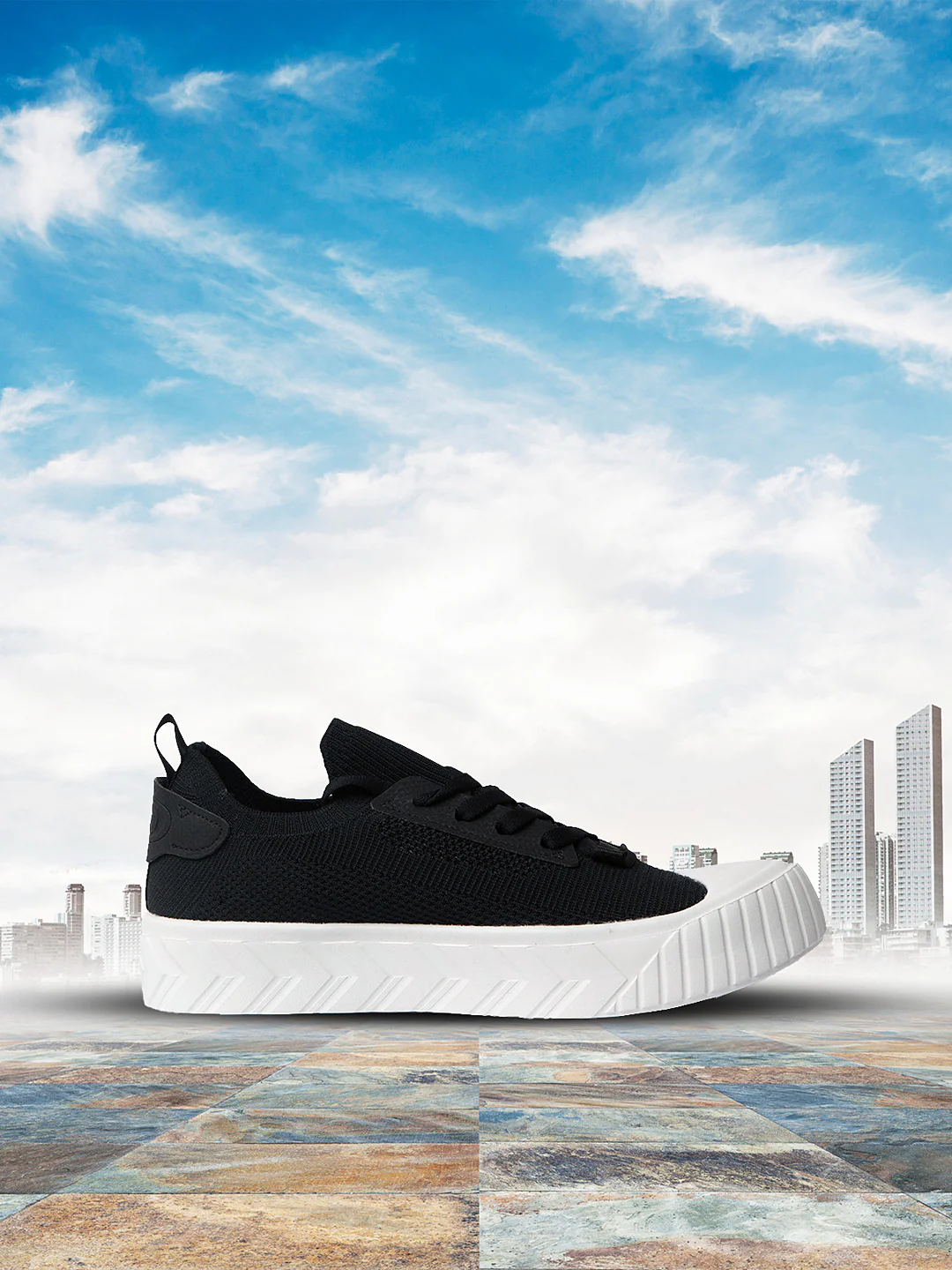 Xtep Men Skateboarding Stylish Sneaker - Image 4