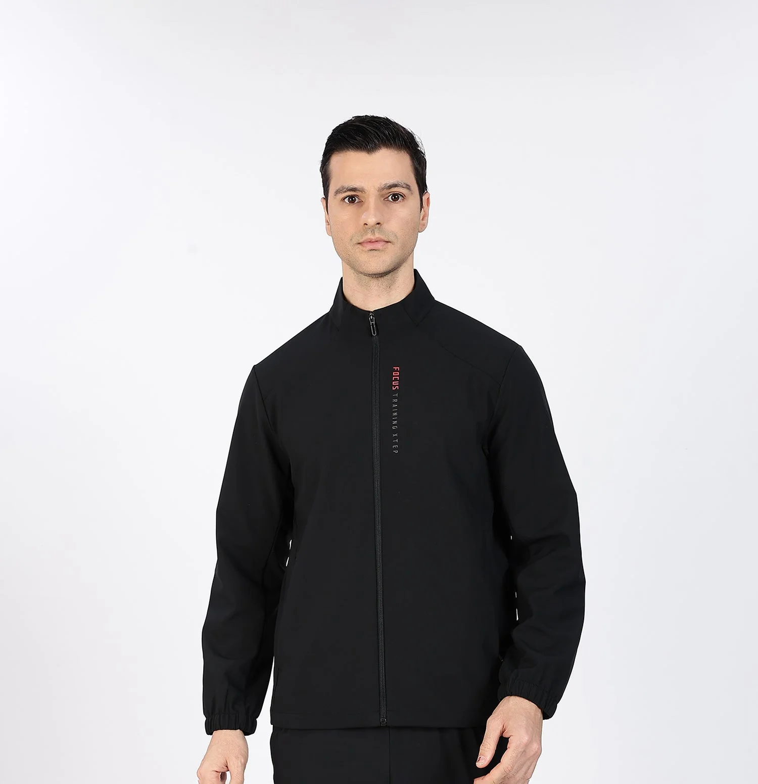 Xtep Men's Training Thermal Windbreaker Black
