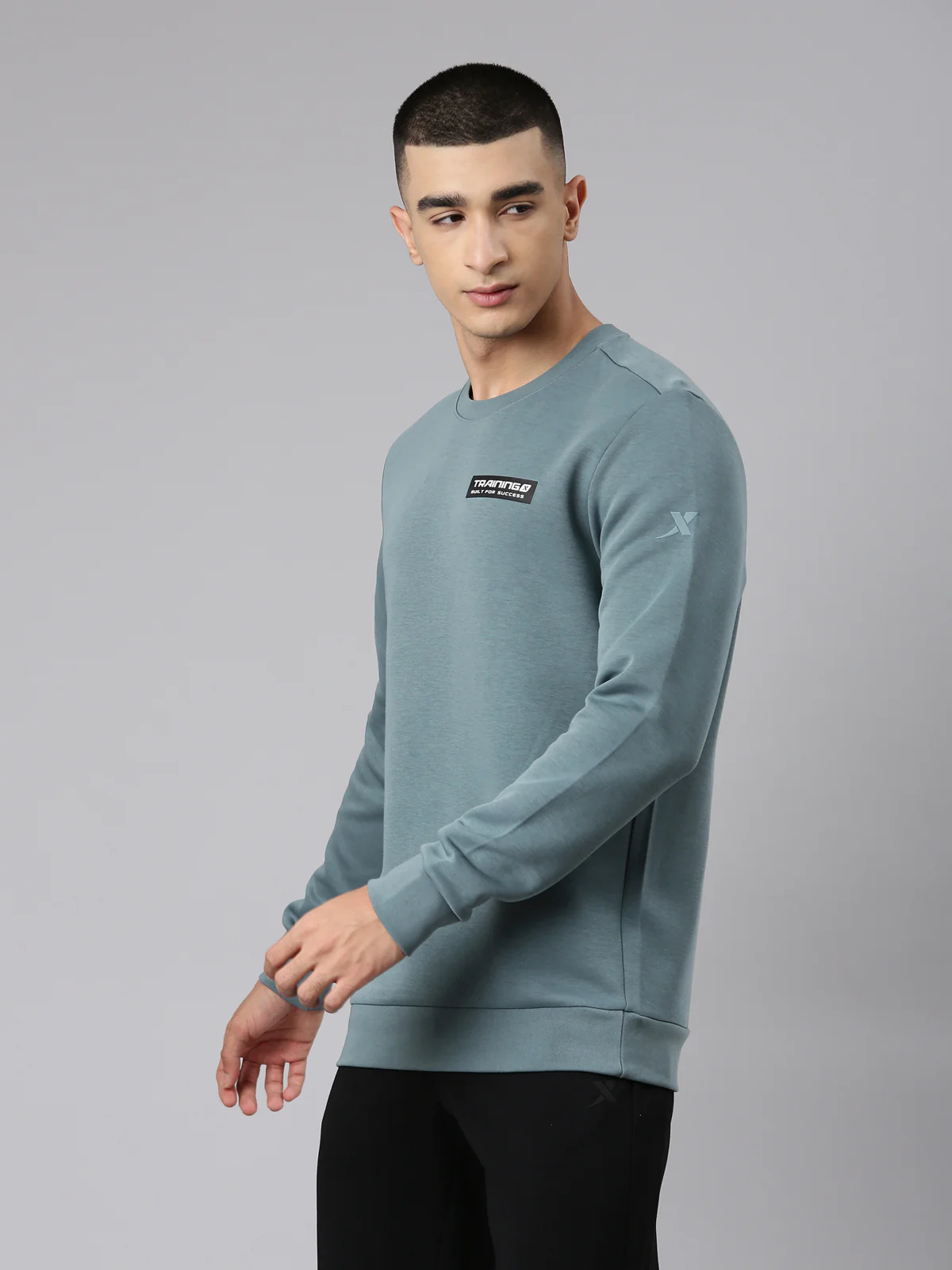 Seamless Dry-Fit Training Sweatshirt - White/Black - Image 20
