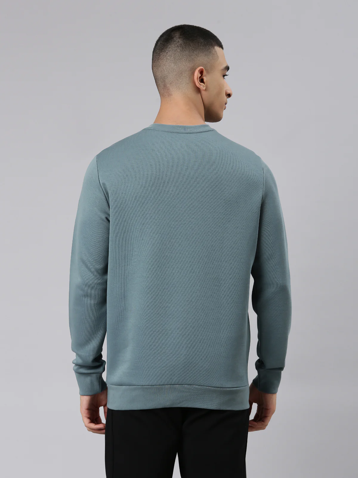 Seamless Dry-Fit Training Sweatshirt - White/Black - Image 21
