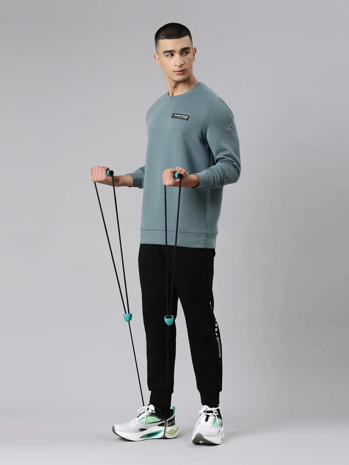Seamless Dry-Fit Training Sweatshirt - White/Black - Image 23