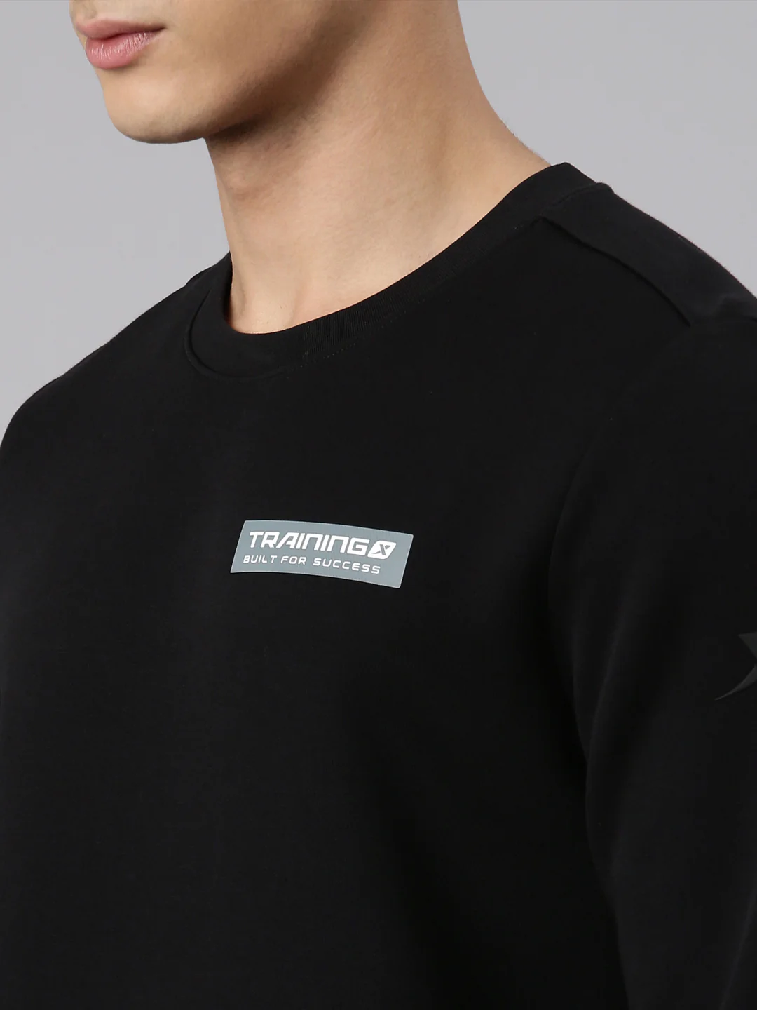 Seamless Dry-Fit Training Sweatshirt - White/Black - Image 6